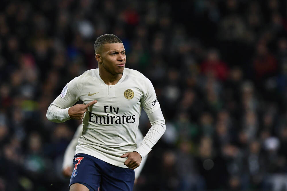 U23国足0-1伊朗! 头球自摆乌龙 1胜1负结束热身赛 7天后亚洲杯首战